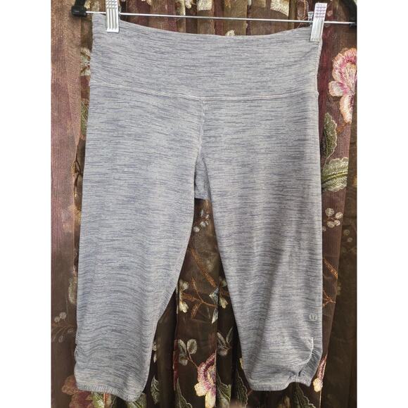 Lululemon Train Times Crop 17" size 6 Wee Are From Space Ice Grey Alpine White - Picture 2 of 13